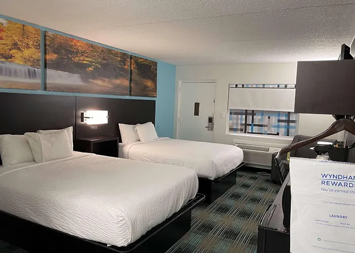 Days Inn By Wyndham Calhoun Ga I-75 And Us-41